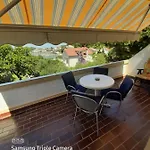 Lana Rab Apartament *