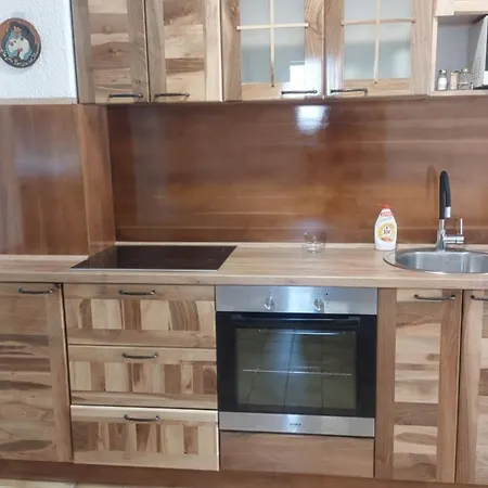 Lana Rab Apartamento