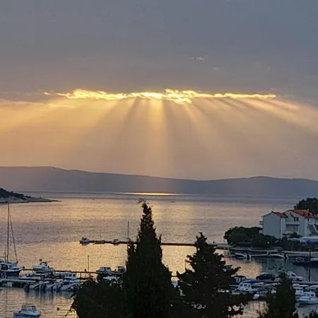 Lana Rab Apartament