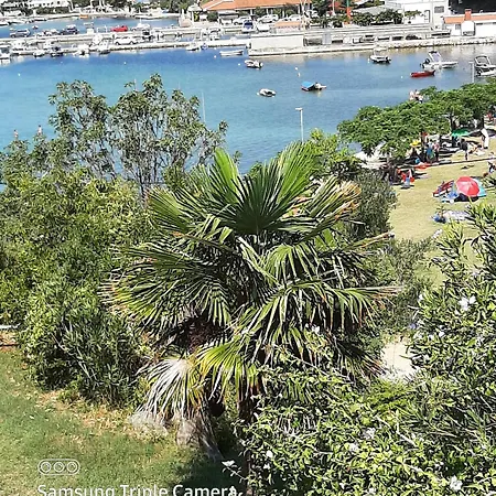 Apartmani Lana Rab *