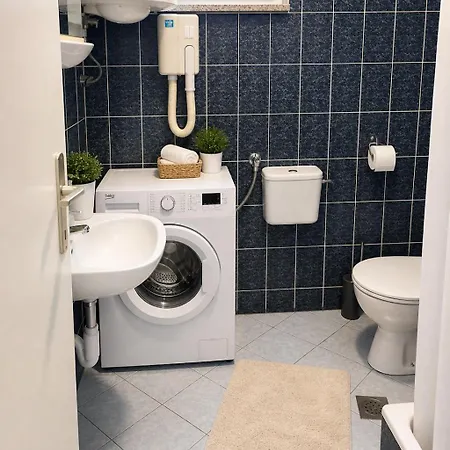 Lana Rab Apartament Kampor