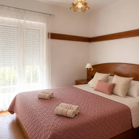 Daire Apartmani Lana Rab *