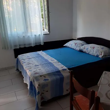 Apartmani Lana Rab Kampor