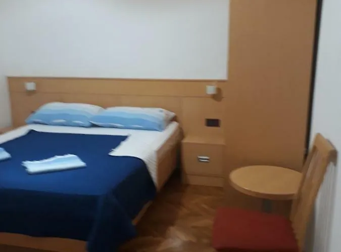 Lana Rab Apartament Kampor